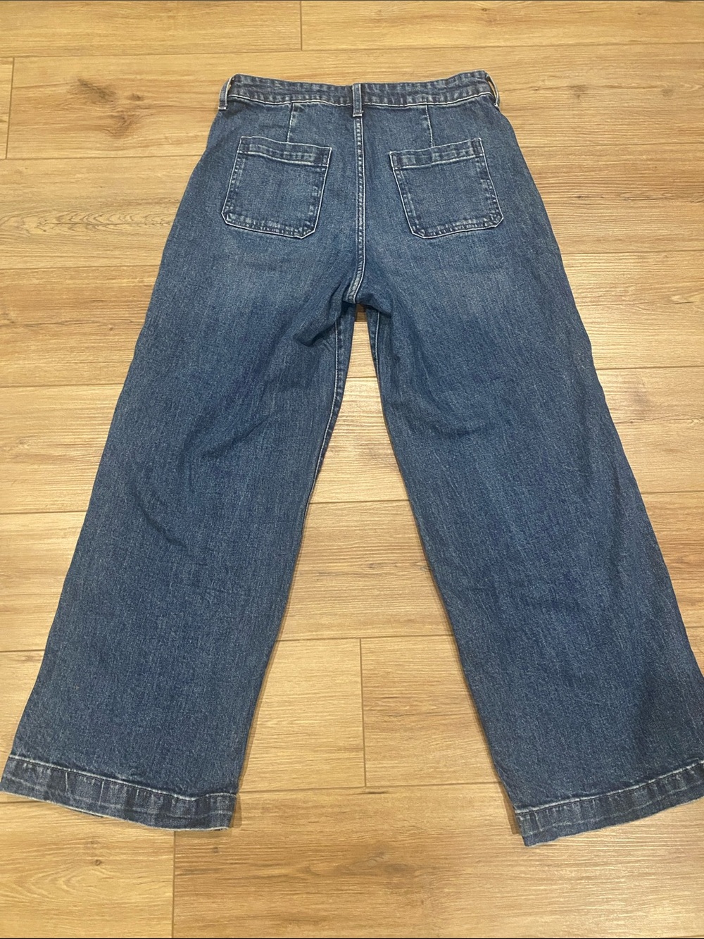 Old Navy Extra High-Rise Wide Leg Jeans in Dark Blue Sz 10 - Picture 4 of 5
